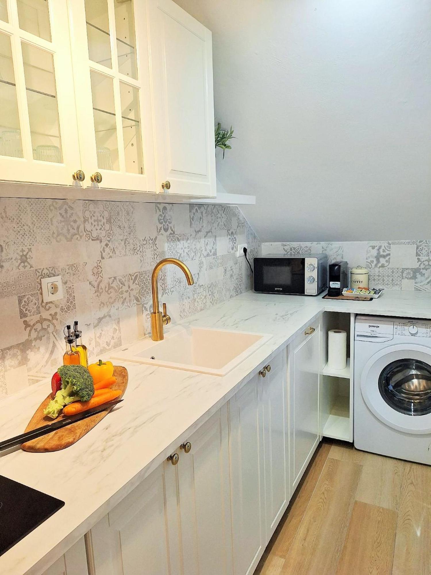 Blue Promenade Apartments ดูบรอฟนิก ภายนอก รูปภาพ